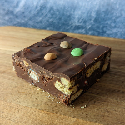 Crispy M&M Tiffin